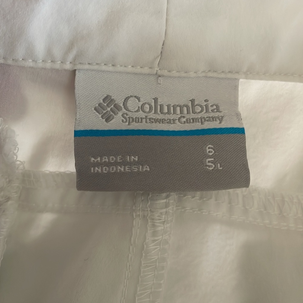 Columbia PFG Coral Point II Shorts Womens S White Omni Shade Nylon - Picture 5 of 14